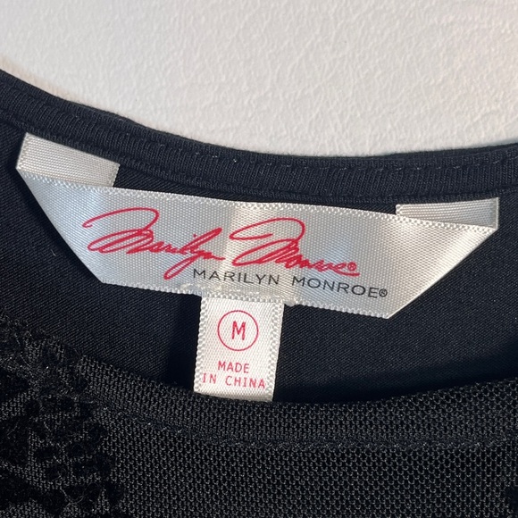 Marilyn Monroe Black Sheer and Velvet Patterned Bodysuit Medium - Picture 6 of 9